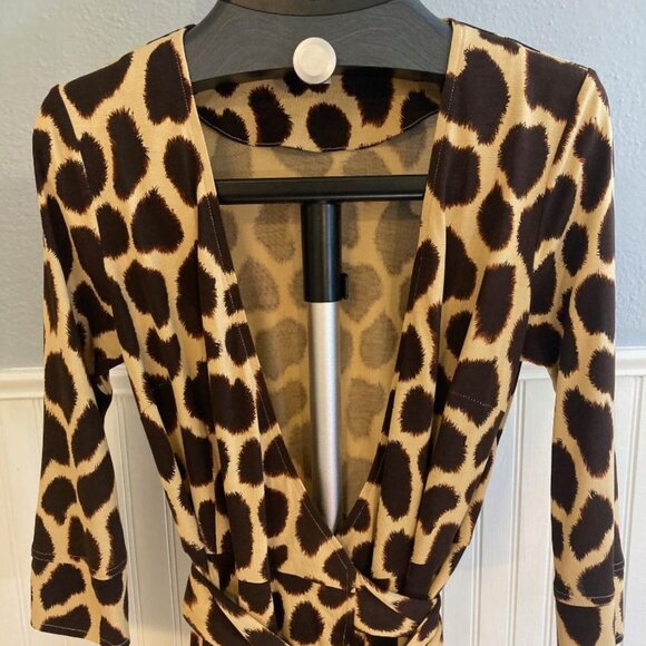 Diane von Furstenburg DVF Giraffe Print Silk Wrap Dress Size 2 - Picture 4 of 5